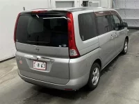 Nissan SERENA лот № 90010 оценка 3.5  с аукциона в Японии 4