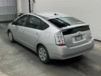 Toyota PRIUS лот № 90149 оценка R  с аукциона в Японии 1