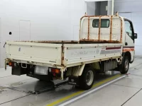 Toyota DYNA лот № 40134 оценка 3  с аукциона в Японии 1