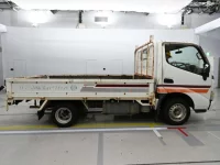 Toyota DYNA лот № 40134 оценка 3  с аукциона в Японии 2