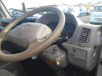 Toyota DYNA лот № 40134 оценка 3  с аукциона в Японии 8