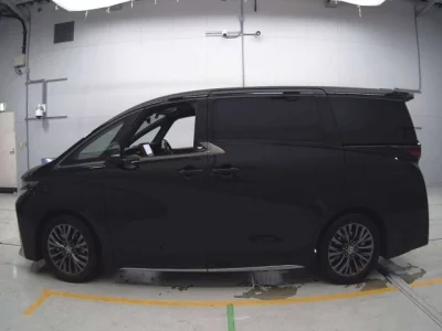 Toyota VELLFIRE  с аукциона в Японии