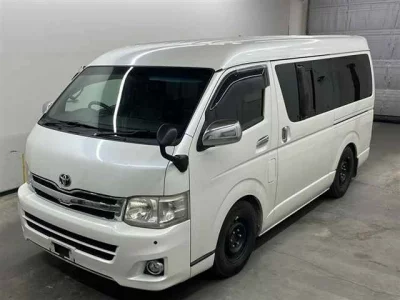 Toyota HIACE VAN  с аукциона в Японии