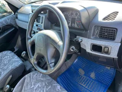 Mitsubishi PAJERO IO