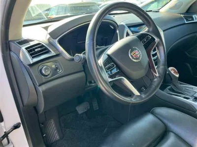 GM CADILLAC SRX  с аукциона в Японии