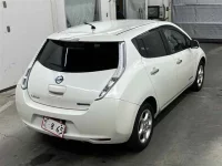 Nissan LEAF лот № 90030 оценка 4  с аукциона в Японии 4