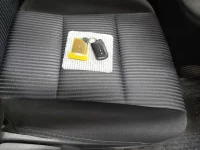 Toyota NOAH лот № 30484 оценка 4  с аукциона в Японии 7