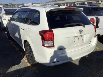 Toyota COROLLA FIELDER  с аукциона в Японии
