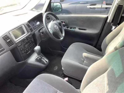 Toyota COROLLA SPACIO