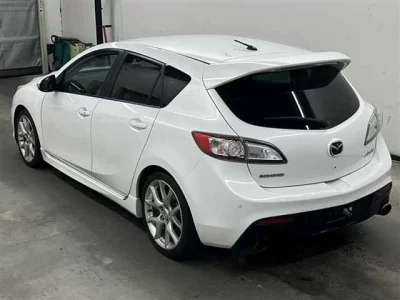 Mazda AXELA  с аукциона в Японии