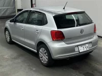 Volkswagen POLO лот № 90086 оценка 4.5  с аукциона в Японии 1