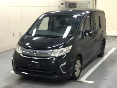 Honda STEP WAGON  с аукциона в Японии