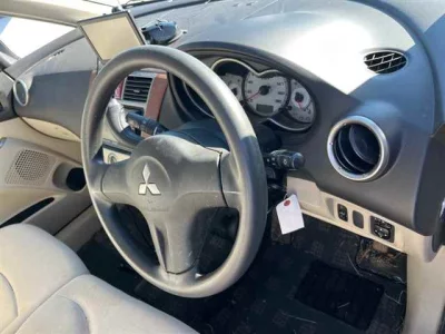 Mitsubishi COLT  с аукциона в Японии