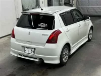 Suzuki SWIFT лот № 90123 оценка 3.5  с аукциона в Японии 4