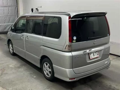 Nissan SERENA  с аукциона в Японии