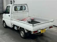 Nissan CLIPPER TRUCK лот № 90136 оценка 4  с аукциона в Японии 1