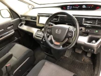 Honda STEP WAGON лот № 3047 оценка 3.5  с аукциона в Японии 5
