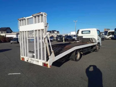 Hino DUTRO  с аукциона в Японии