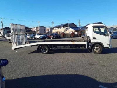 Hino DUTRO  с аукциона в Японии