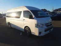 Toyota HIACE лот № 70007 оценка 4  с аукциона в Японии 4
