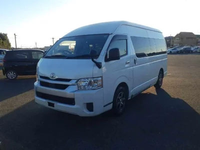 Toyota HIACE  с аукциона в Японии