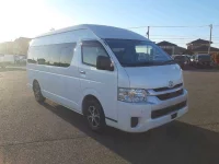 Toyota HIACE лот № 70008 оценка 4  с аукциона в Японии 4