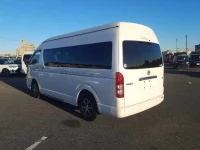Toyota HIACE лот № 70008 оценка 4  с аукциона в Японии 5