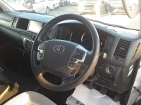 Toyota HIACE лот № 70008 оценка 4  с аукциона в Японии 7