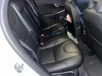 Volvo V40 лот № 90143 оценка 4  с аукциона в Японии 7