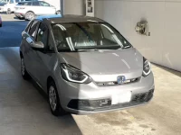Honda FIT лот № 3575 оценка 4  с аукциона в Японии 3