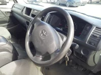 Toyota HIACE лот № 70018 оценка 3  с аукциона в Японии 7