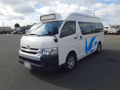 Toyota HIACE  с аукциона в Японии