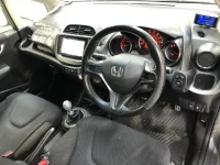 Honda FIT лот № 3058 оценка 3.5  с аукциона в Японии 5