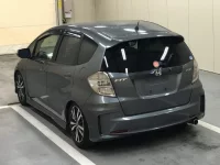 Honda FIT лот № 3058 оценка 3.5  с аукциона в Японии 1