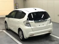 Honda FIT лот № 3060 оценка 4  с аукциона в Японии 1