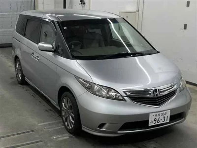Honda ELYSION  с аукциона в Японии