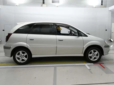 Toyota NADIA  с аукциона в Японии