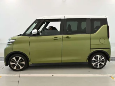 Mitsubishi EK X SPACE  с аукциона в Японии