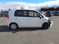 Toyota PORTE лот № 75005 оценка 99  с аукциона в Японии 2