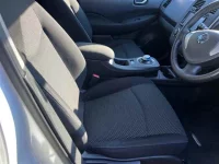 Nissan LEAF лот № 90183 оценка 4  с аукциона в Японии 6