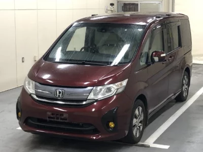 Honda STEP WAGON  с аукциона в Японии