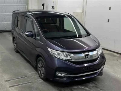 Honda STEP WAGON  с аукциона в Японии