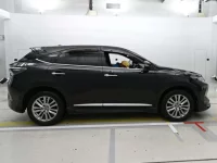 Toyota HARRIER лот № 30571 оценка 4.5  с аукциона в Японии 2