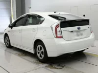 Toyota PRIUS лот № 30569 оценка R  с аукциона в Японии 5