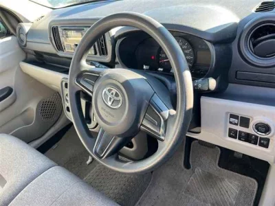 Toyota PASSO  с аукциона в Японии