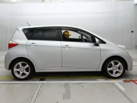 Toyota RACTIS лот № 30577 оценка 3.5  с аукциона в Японии 2