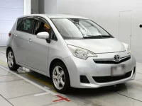 Toyota RACTIS лот № 30577 оценка 3.5  с аукциона в Японии 4