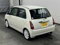 Daihatsu MIRA лот № 90243 оценка 4  с аукциона в Японии 1