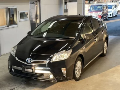 Toyota PRIUS PHV  с аукциона в Японии