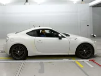 Toyota 86 лот № 30613 оценка 3  с аукциона в Японии 2